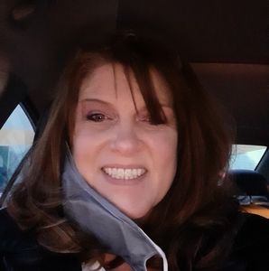 Meet your Posher, Kelli